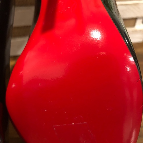 CHRISTIAN LOUBOUTIN Simple Patent Pumps, Black 41 - Picture 5 of 8